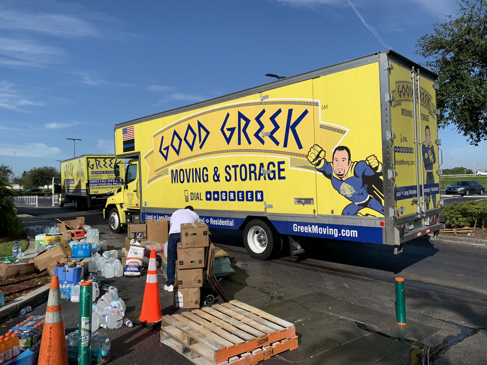 Good Greek Moving Truck At Hurricane Relief Pickup Point Pembroke Gardens